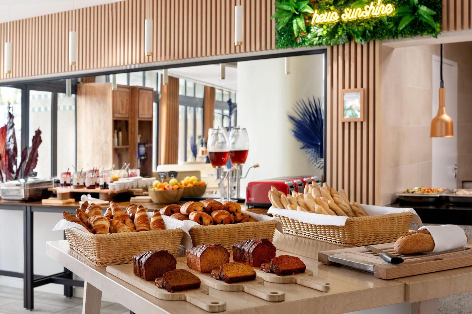 Riviera Marriott La Porte De Monaco Hotel
