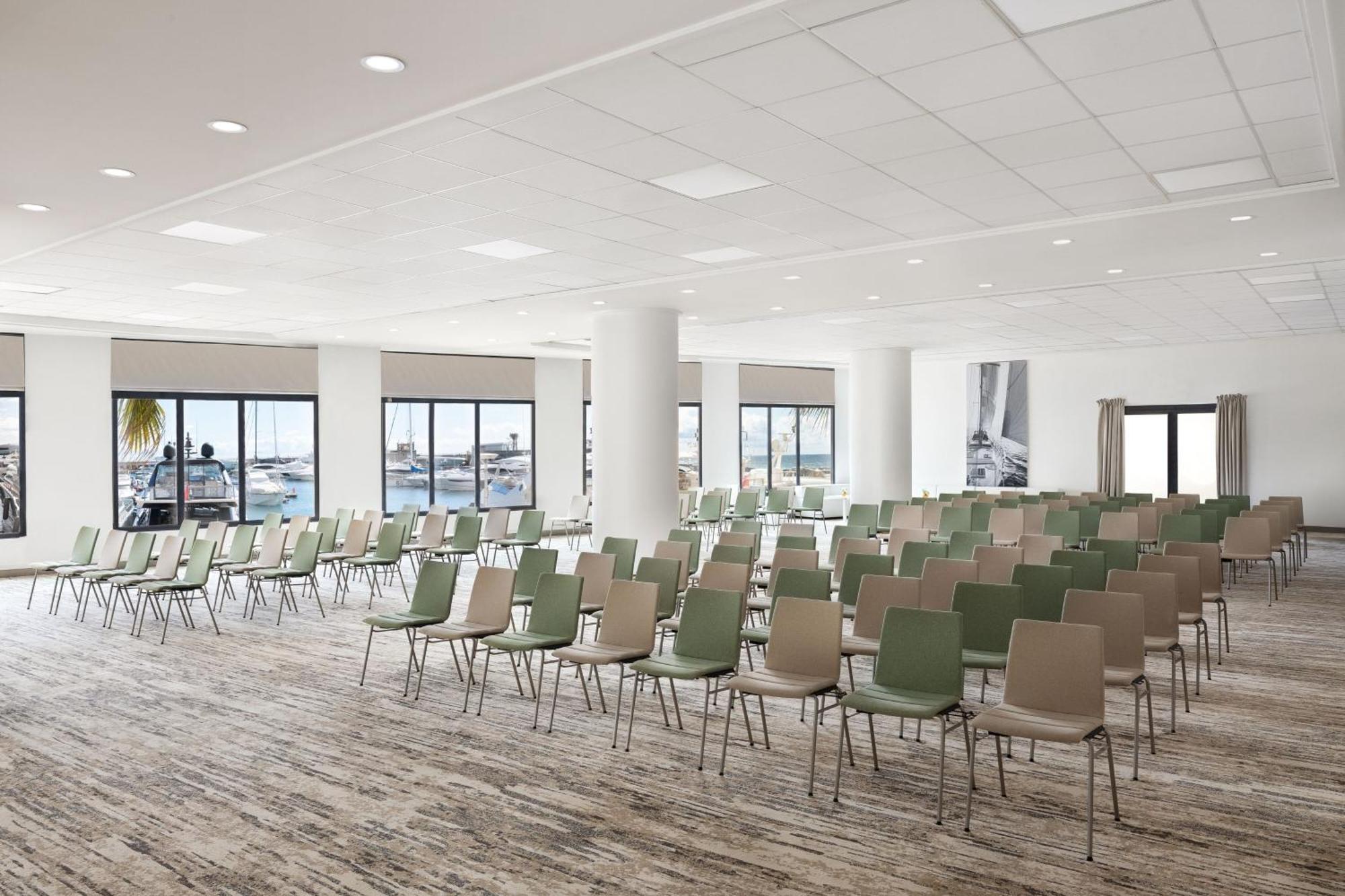 Hotel Riviera Marriott La Porte De Monaco 4*